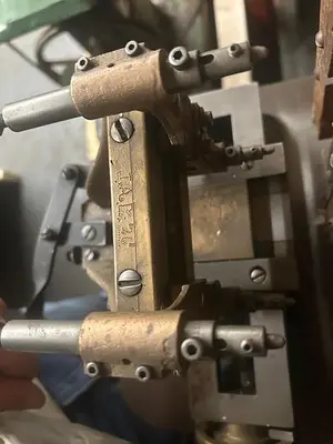0347-385 Kenloc Model 10 Straight Line Engine Turning Machine