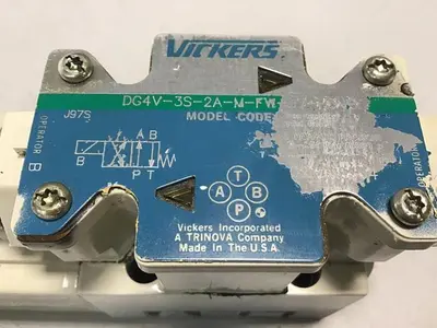 USED VICKERS DG4V-3S-2A-M-FW-D7-H5-60