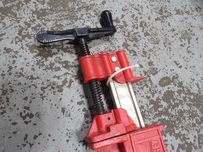 Used _UNKNOWN_ _UNKNOWN_ Woodworking Assembly Clamps Michigan US | Miedema Asset Management Group #1320223