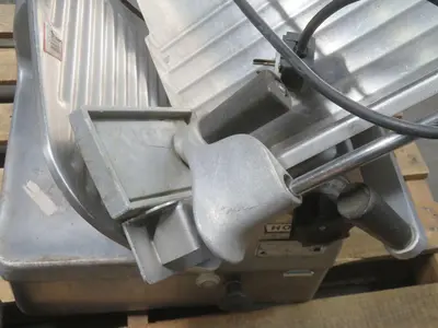 Used HOBART 17-2E 12-INCH Slicers / Dicers / Cutters Texas US | Aucto #1453351