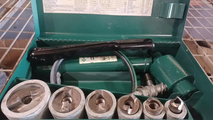 Used GREENLEE _UNKNOWN_ Portable Punches South Carolina US | General Equipment and Supply #1491219