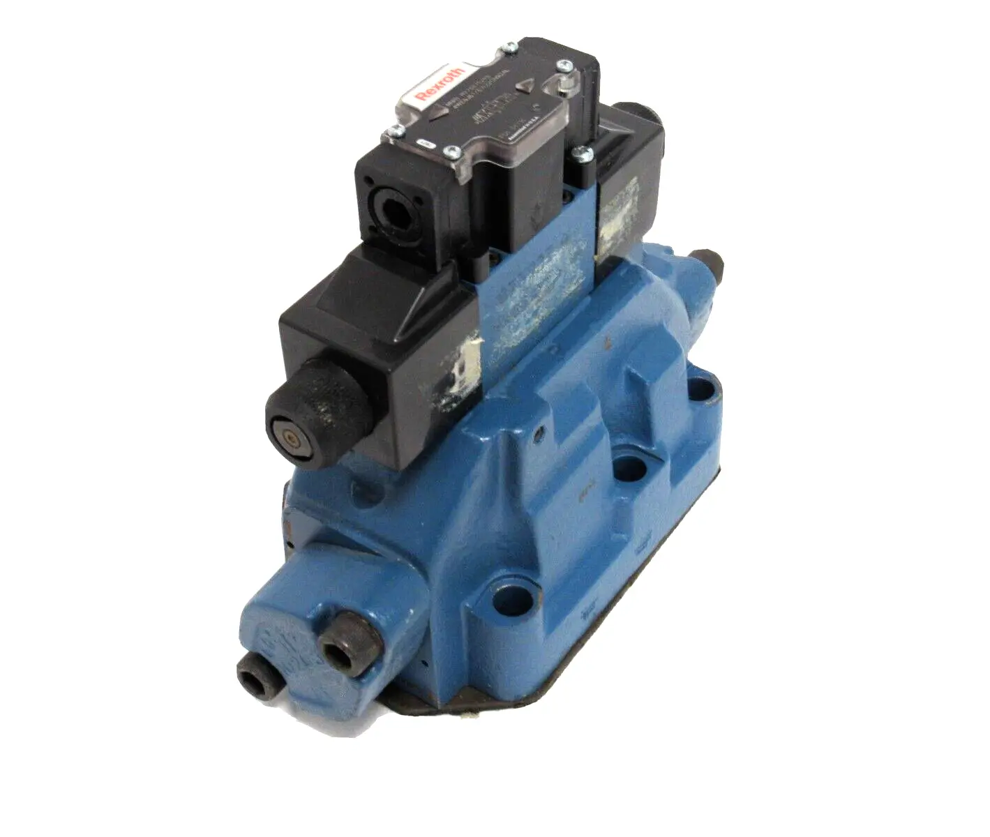 NEW REXROTH 4WEH22E74/6EW220N9 SOLENOID VALVE 4WE6J61/EW220N9DAL R978879298