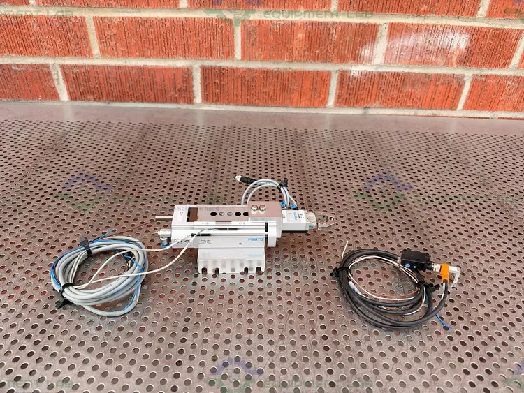 Used FESTO DGSL-10-30-P1A COMPACT DOUBLE ACTING PNEUMATIC SLIDE ACTUATOR Electronics & Components California US | Equipment Lab #1466103