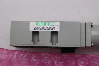 NEW OPEN BOX Numatics 061RS700J000000 Solenoid Valve Regulator STK H1521A