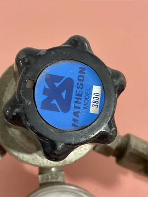 MATHESON 3800 GAS REGULATOR FAST SHIPPING +WARRANTY