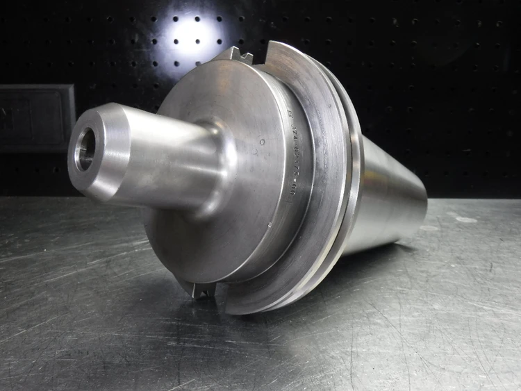 Used DAVIS TOOLS INC. _UNKNOWN_ CAT Holders Michigan US | Superior Machine & Tool Inc #212623