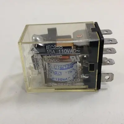 USED OMRON LY1