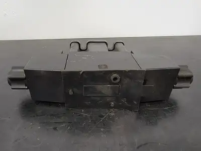 USED PARKER FILTRATION D1VW1CNYCF4