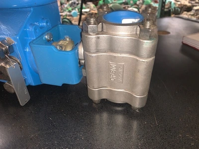 1.5" Jamesbury Ball Valve Air Operated Stainless New Storeroom Spare