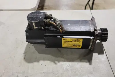 REXROTH MKE098B-047-GP0-BUNN / R911330073 HAZARDOUS LOCATION SERVO MOTOR #S-668