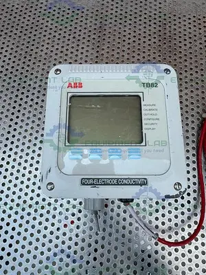 USED ABB TB82EC1010211 CONDUCTIVITY TRANSMITTER 4-20 MA W/ SENSOR