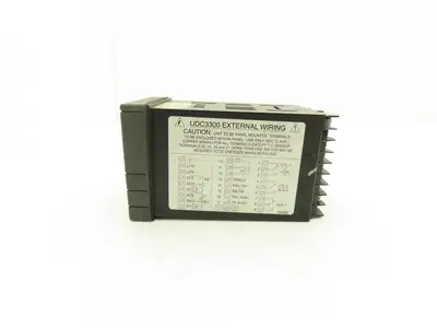 Honeywell DC300E-E-000-10-0000-0 UDC3300 Digital Temperature Controller