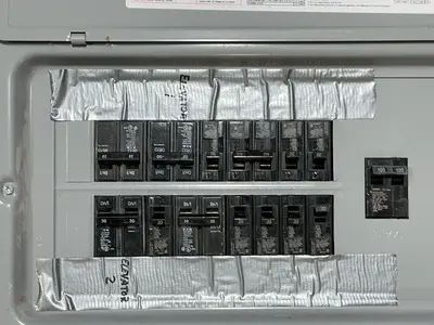 Used SIEMENS P2020B1100CU Electrical Panels Ohio US | HGR 24 #1280199
