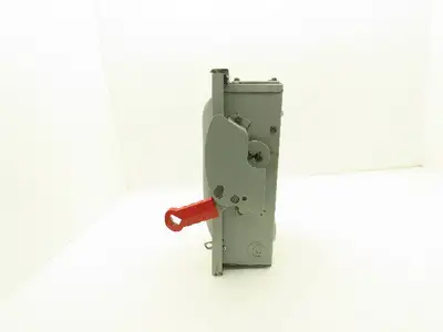 Siemens HFC361R Safety Disconnect Switch 30A Fusible 600V 3ph Up to 7-1/2Hp