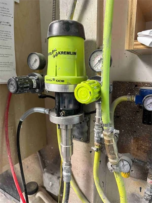 Used KREMLIN AIRMIX 10C18 Spray Machines Oregon US | MachineryMax #1547127