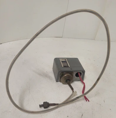 USED Johnson Controls P70AB-2
