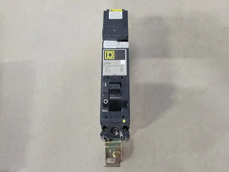 Used SQUARE D FH16015A Switchgears British Columbia CA | Lenmark #239479