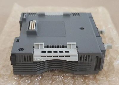 NEW KEYENCE KV-300