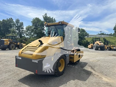 USED 2021 XCMG CV83PDU