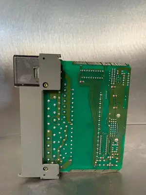 Allen-Bradley 1746-OA16 /C Slc 500 Output Mod 85-265VAC 50/60Hz (6.4.5)