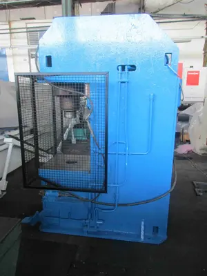 C frame hydraulic press