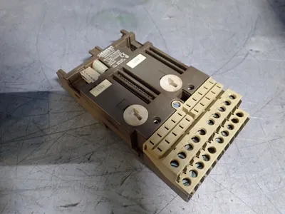 NEW SIEMENS 6ES57008MA11