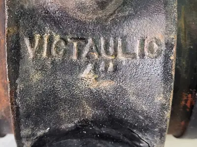USED VICTAULIC V-040-700-S