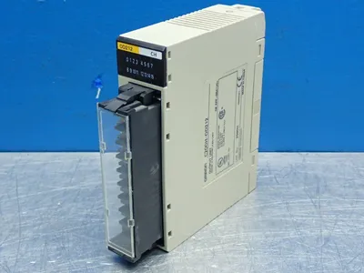 USED OMRON C200HOD212