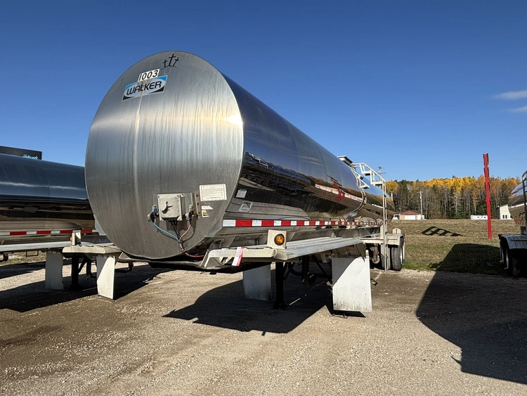 Used 2017 WALKER MILK TANKER TRAILER Liquid Supply Trailers Michigan US | Miedema Asset Management Group #1709493