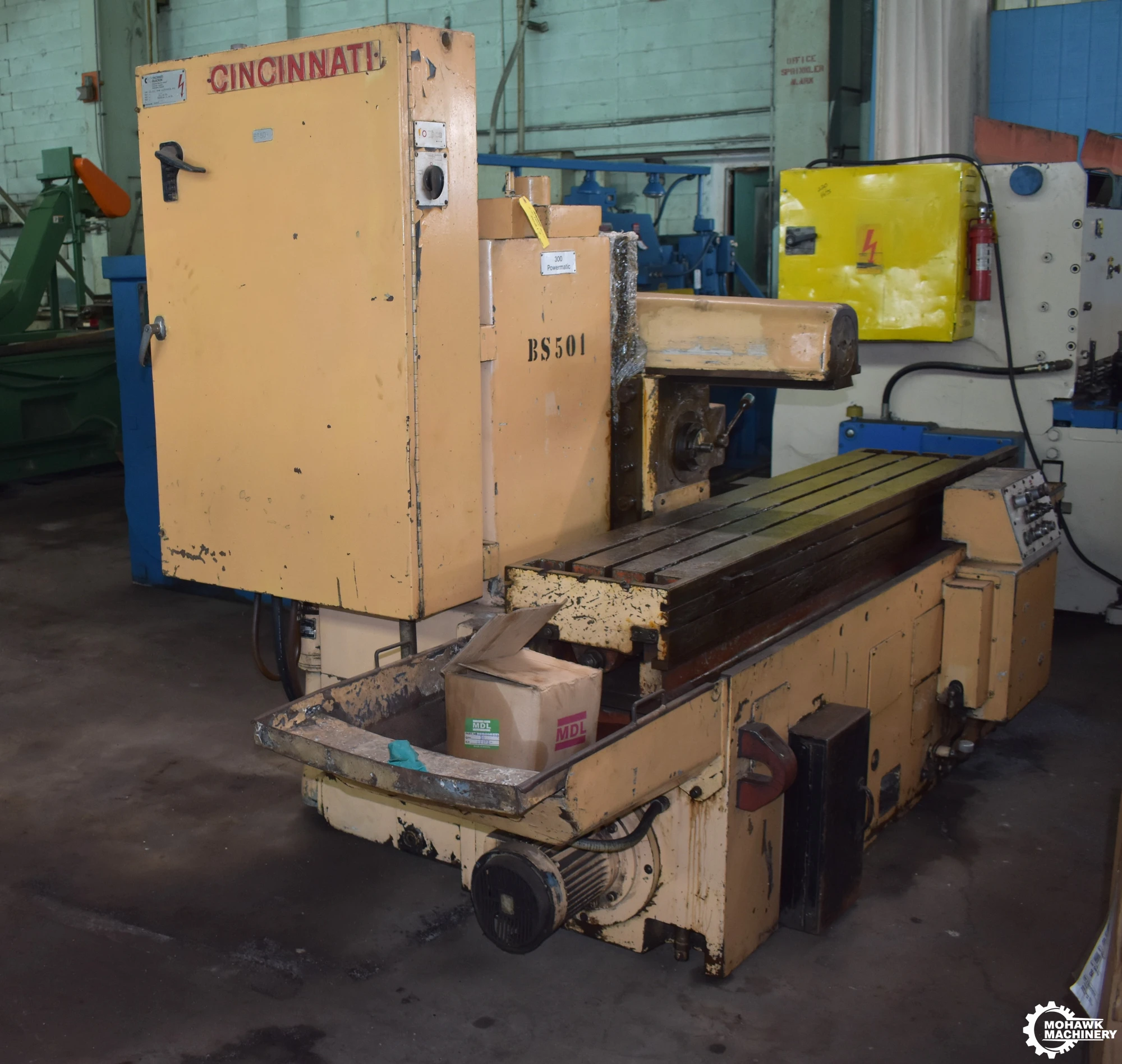 310-154 CINCINNATI-MILACRON "POWERMATIC" HORIZONTAL SPINDLE PRODUCTION MILL w/AUTO QUILL RETRACTION - 10 HP SPINDLE MOTOR