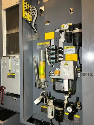 Used 2008 OKUMA MU-500VA-L Vertical Machining Centers (5-Axis or More) California US | MachineStation #1171687
