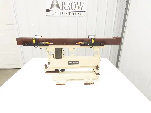 Used HOOSIER _UNKNOWN_ Vibratory Feeders Indiana US | Arrow Industrial #1442848