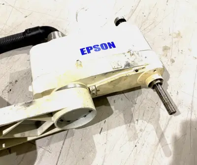 Used Seiko Epson 4-Axis Manipulator Robot Arm Robots Michigan US | Maverick Industrial Sales #1397293