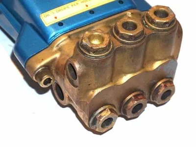USED CAT PUMPS MODEL 35 FRAME HYDRAULIC PLUNGER PUMP