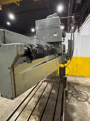 7' x 15" GIDDINGS & LEWIS MODEL #962 G&L RADIAL DRILL: YOBRO #24530