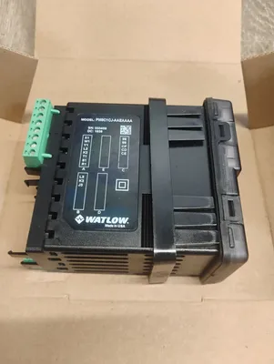 USED WATLOW PM8C1CJ-AAEAAAA