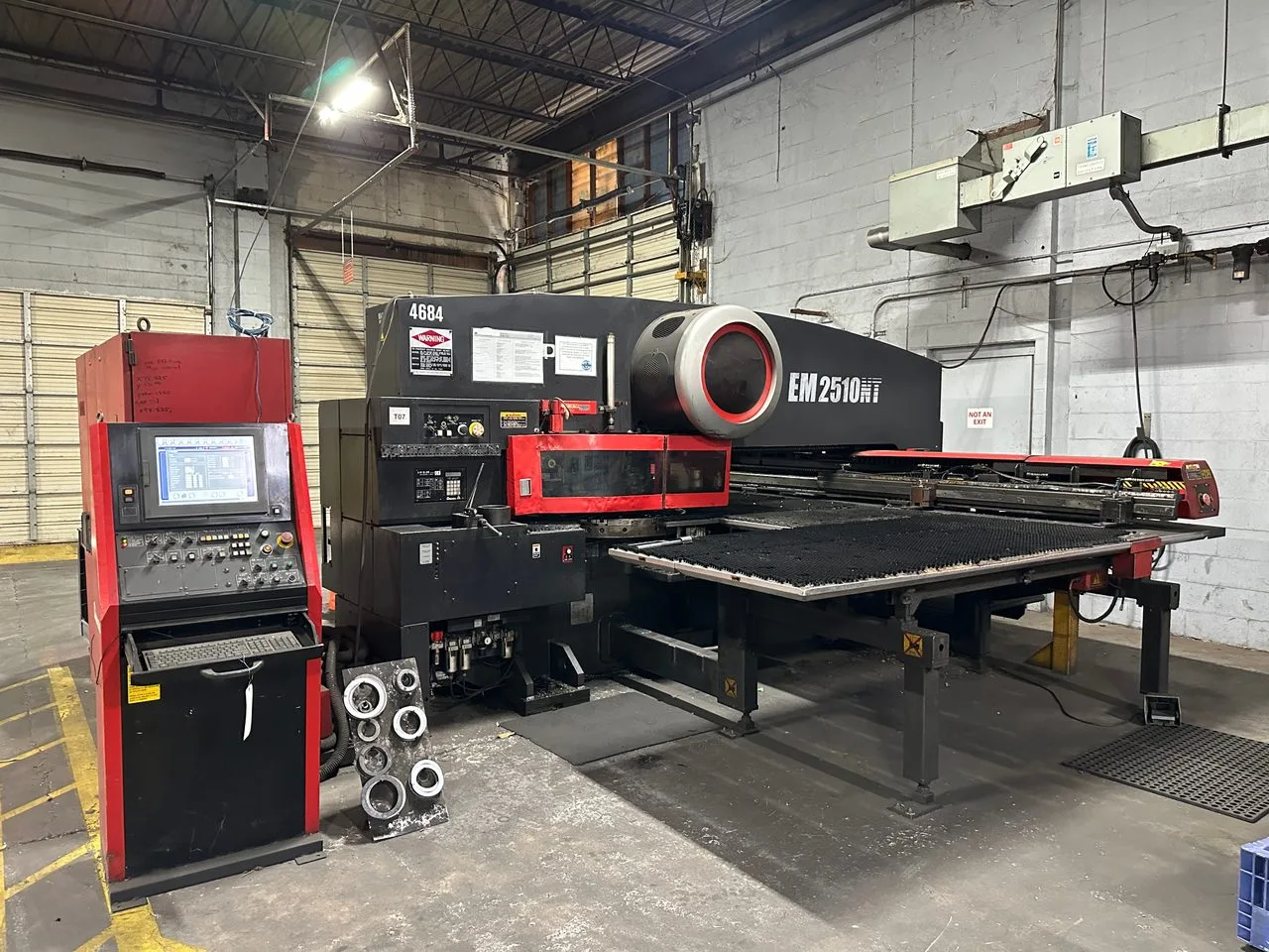 Used 2004 AMADA EM 2510NT Turret Punches Illinois US | Revelation Machinery #1547950