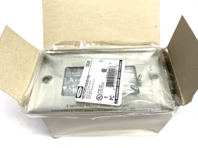 USED HUBBELL METALLIC PLATE, 1-GANG GFCI STAINLESS STEEL PKG OF 10
