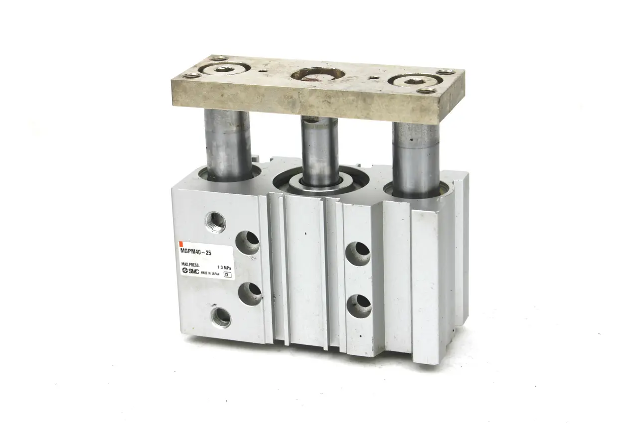 SMC MGPM40-25 Pneumatic Compact Guide Cylinder, 40mm Bore, 25mm Stroke