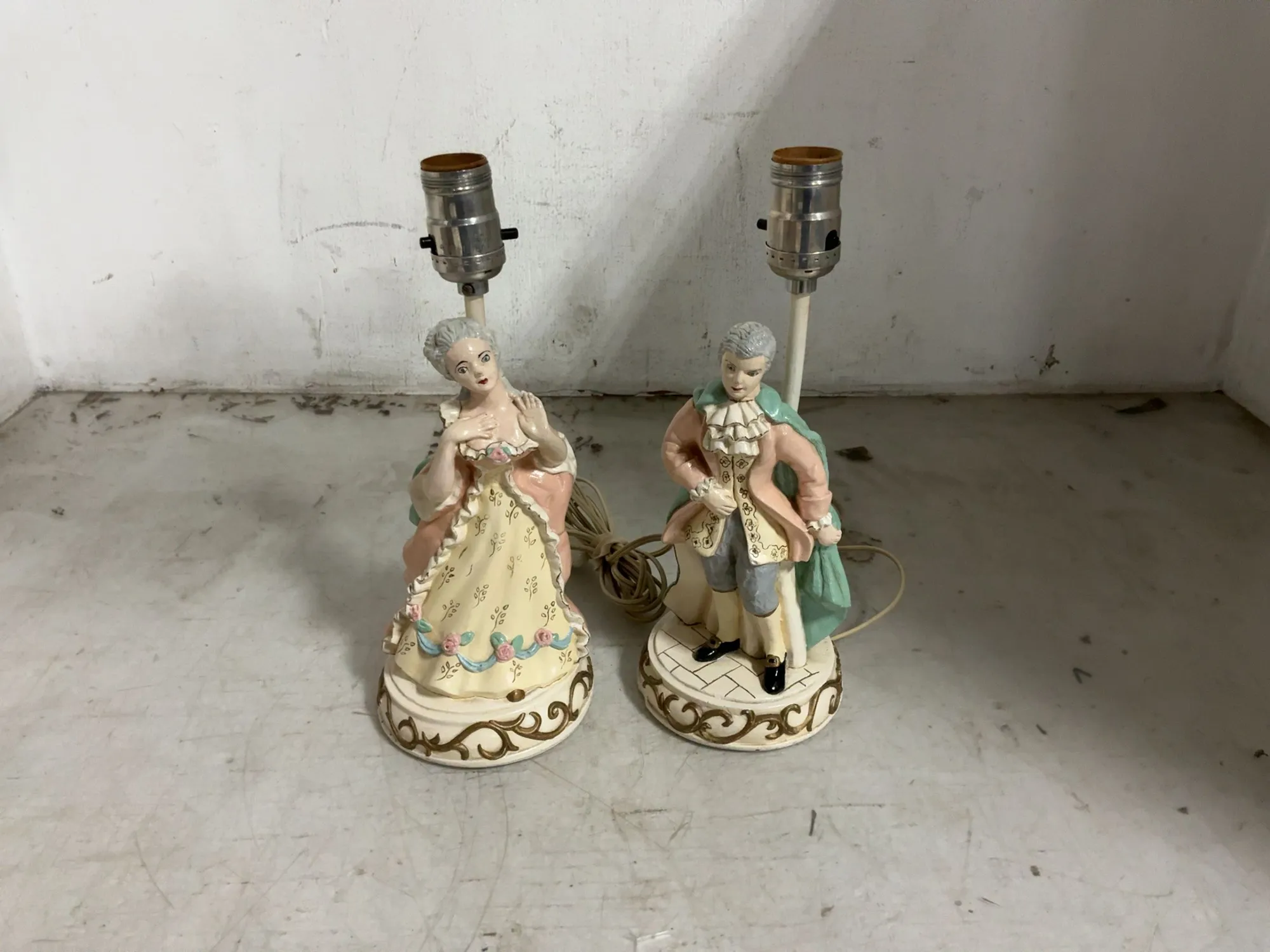 Used _UNKNOWN_ _UNKNOWN_ Lamps Michigan US | Miedema Asset Management Group #1308010