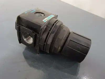 USED WILKERSON R28-04-F000