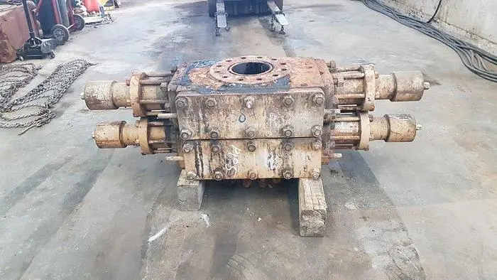 Used SHAFFER 7 1/16" 3M DOUBLE RAM BOP Accumulators Saskatchewan CA | Chad Equipment #466958