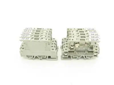 Allen Bradley 1492-JD3FB Double Level Fuse Terminal Block Lot of 10