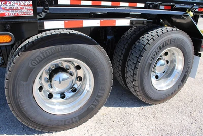 New | in-Stock 2027 PETERBILT 548 Hooklifts & Roll-Offs Texas US | Roll Off Truck World #1492004