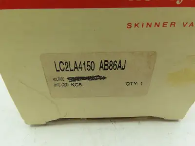 Skinner Honeywell LC2LA4150 Solenoid Valve  5-150 PSI 3/8" NPT