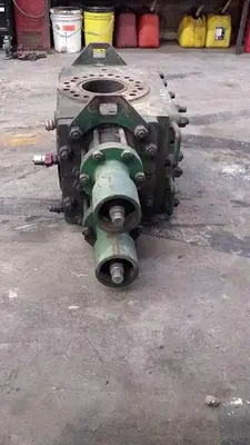 USED SHAFFER SENTINAL 7 1/16" 3M DOUBLE RAM BOP