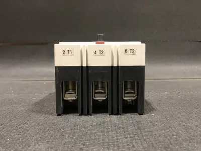 USED ALLEN-BRADLEY 140M-I8P-B30S(A)
