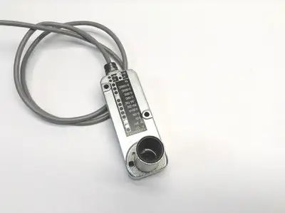 Used Omega Smart Infrared Temperature Sensor Pyrometers Michigan US | Maverick Industrial Sales #1390597