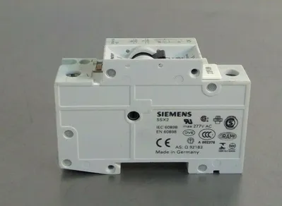 Siemens - 5SX21 C2 - Circuit Breaker w/ 5SX9100 HS 4G