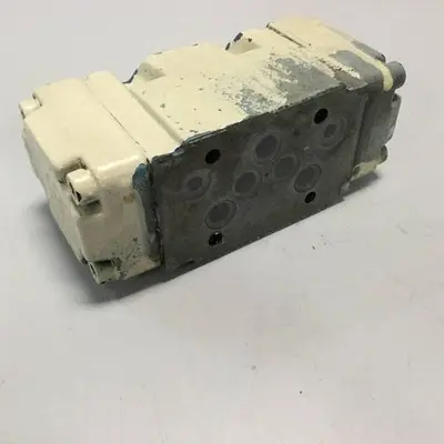 USED REXROTH 4WEH10E306AG24N9K4V